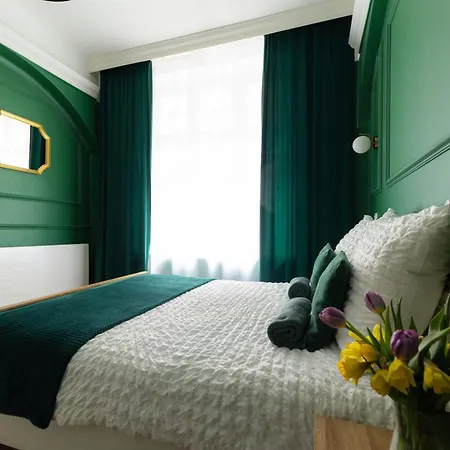 A Cozy Apartment In The Heart Of The City-3
